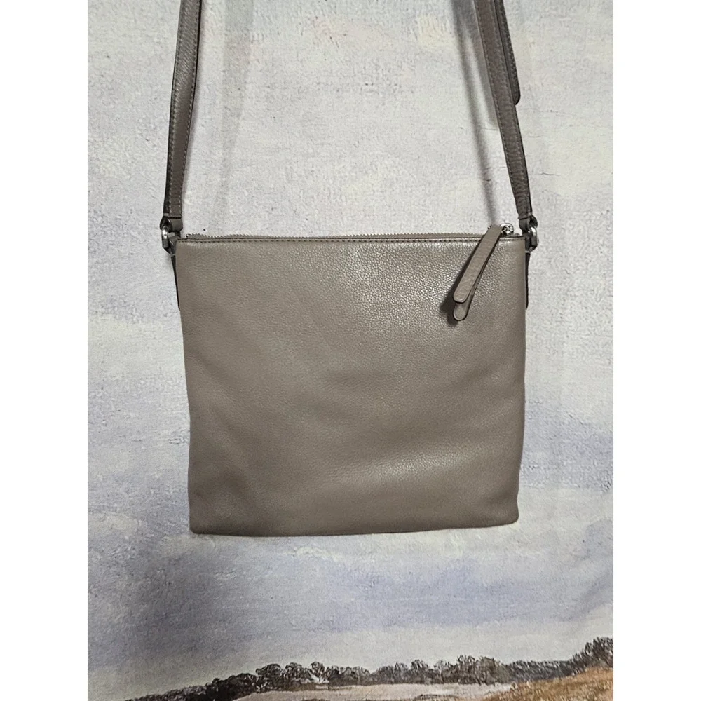 PRE OWNED GOOD 8/10 Kate Spade Jackson Top Zip‎ Crossbody WKRU5941-Brownstone